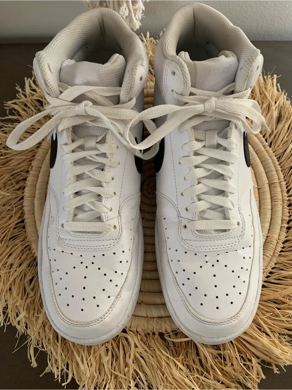 NIKE Men’s Court Vision Mid Sneakers White Black Size 10.5